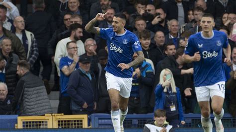 Everton vs Newcastle predictions: Toffees will aim to .